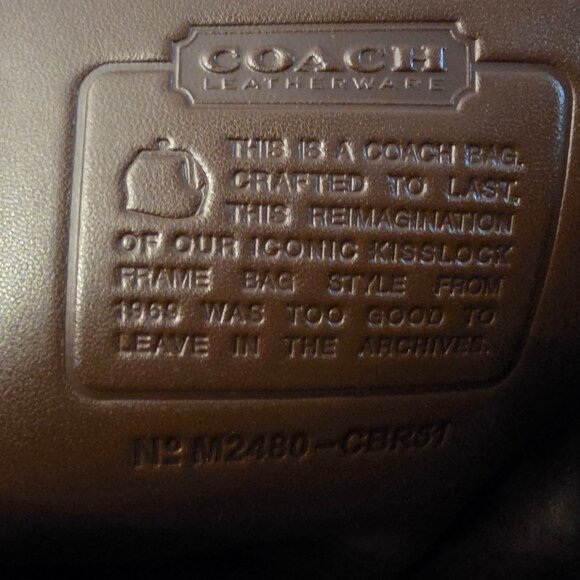 Popular Coach Kisslock in Maple - Picture 4 of 7